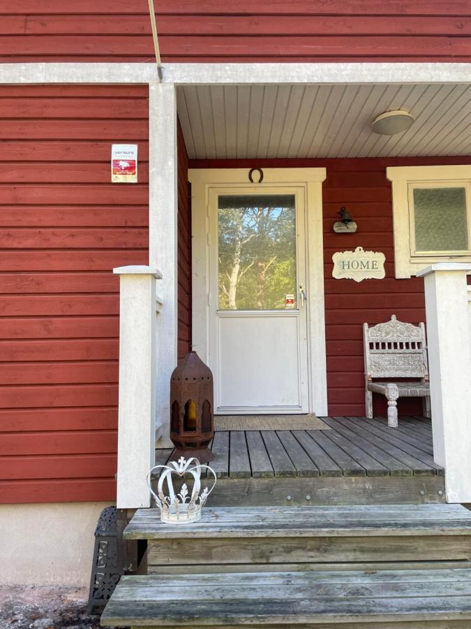 Charmigt hus på Vindö Villa Stockholm Exteriör bild