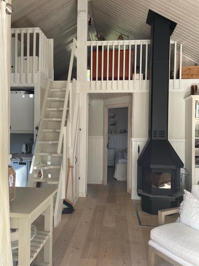 Charmigt hus på Vindö Villa Stockholm Exteriör bild
